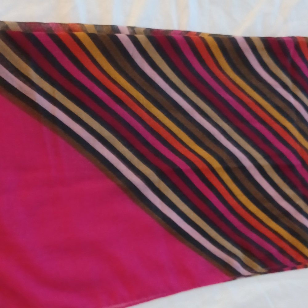 New the limited scarf / shawl 100% polyester colorful. Different colors stripes